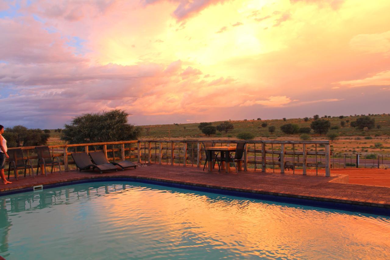 Kgalagadi Lodge Askham Buitenkant foto